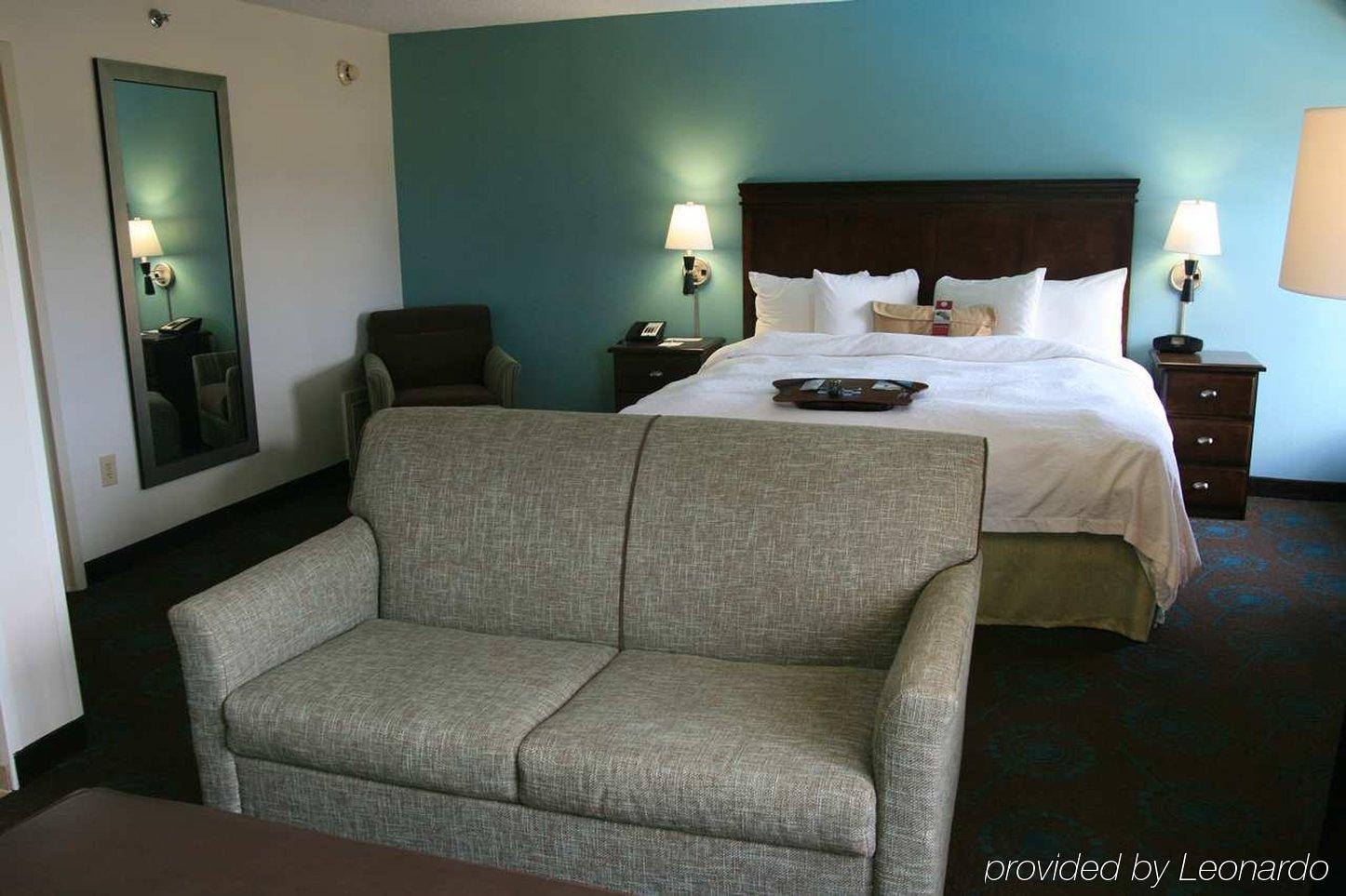 Hampton Northwest Hotel 3*