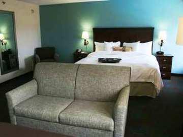 Hotel Western Cy-fair 3*