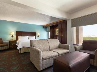 Hotel Western Cy-fair 3*